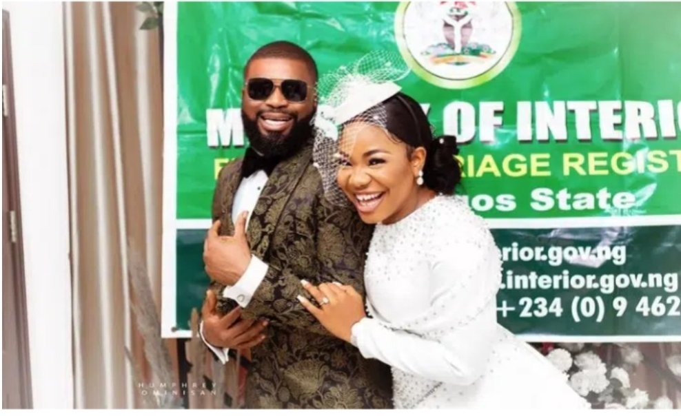Mercy Chinwo And Husband Pastor Blessed Marriage Picture 2